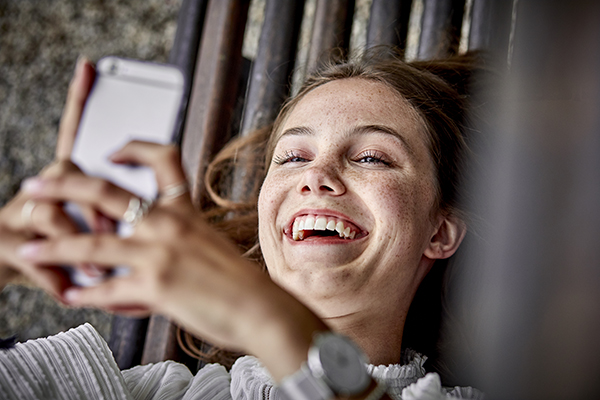 4 ways banks can increase customer happiness with connected CX