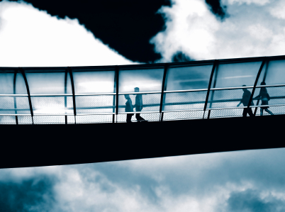 6 Smart Reasons to Run Your Company on a Cloud Platform