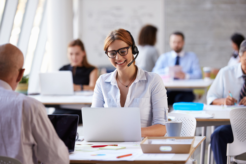 5 Tips to Create Customer-Obsessed Call Center Agents