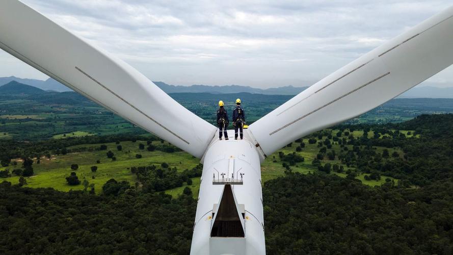 workers-on-top-of-windmill