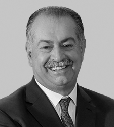 Bio Andrew N. Liveris - Salesforce.com