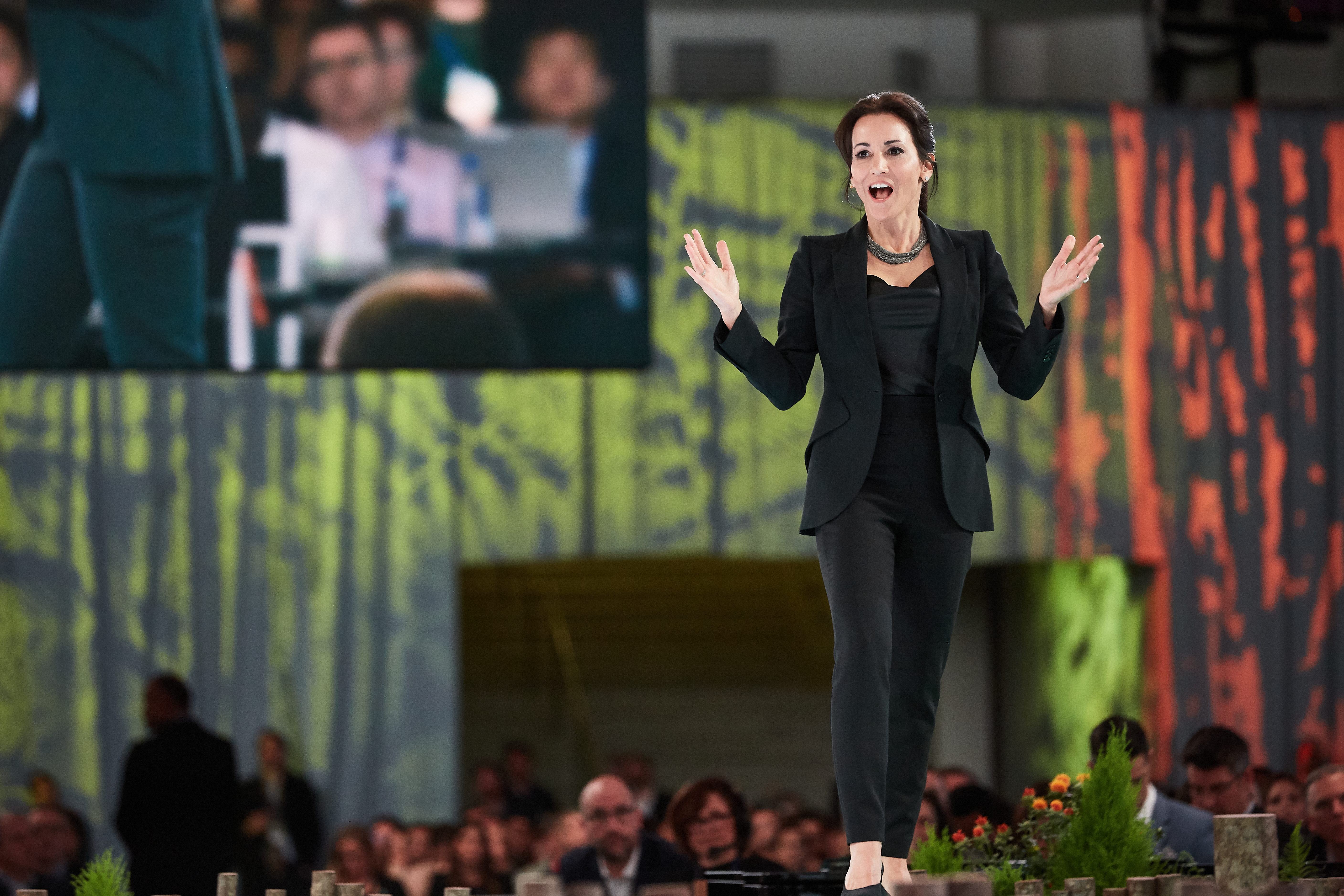 This is an image of the Dreamforce 2019 opening keynote